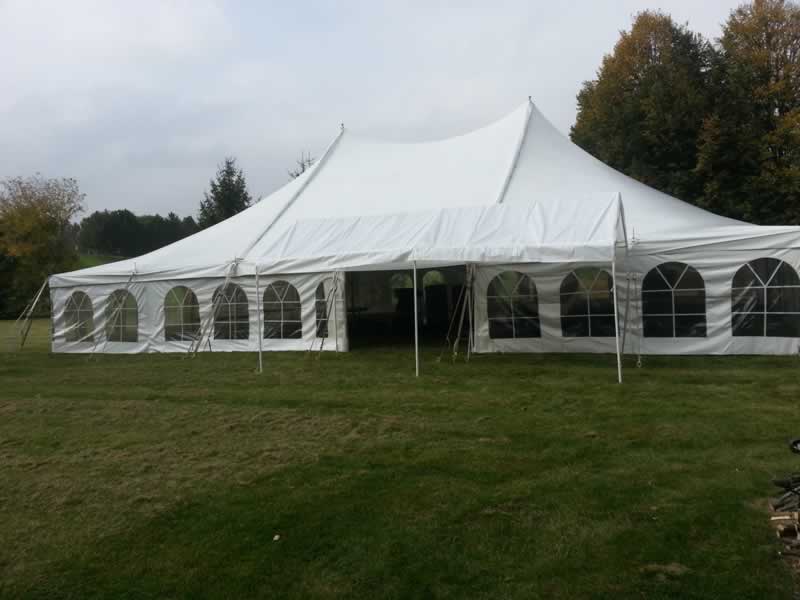 40 X 60 WEDDING POLE TENT (For up to 240 people)