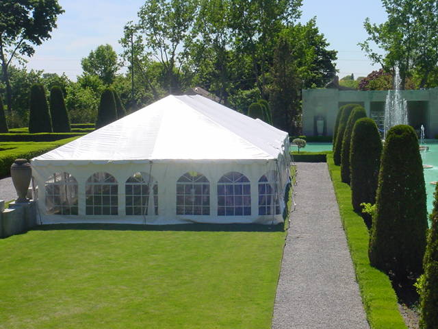 30 X 45 WHITE-FRAME-TENT-(For-up-to-135-people)